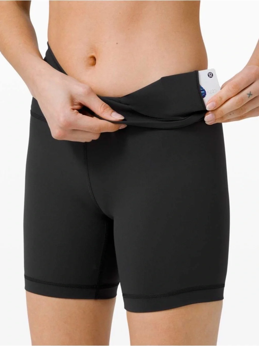 lululemon athletica ✨features 9”